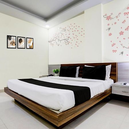 Super Townhouse Hoshangabad Road Near Aashima Mall Samarda Kaliasot Bagian luar foto