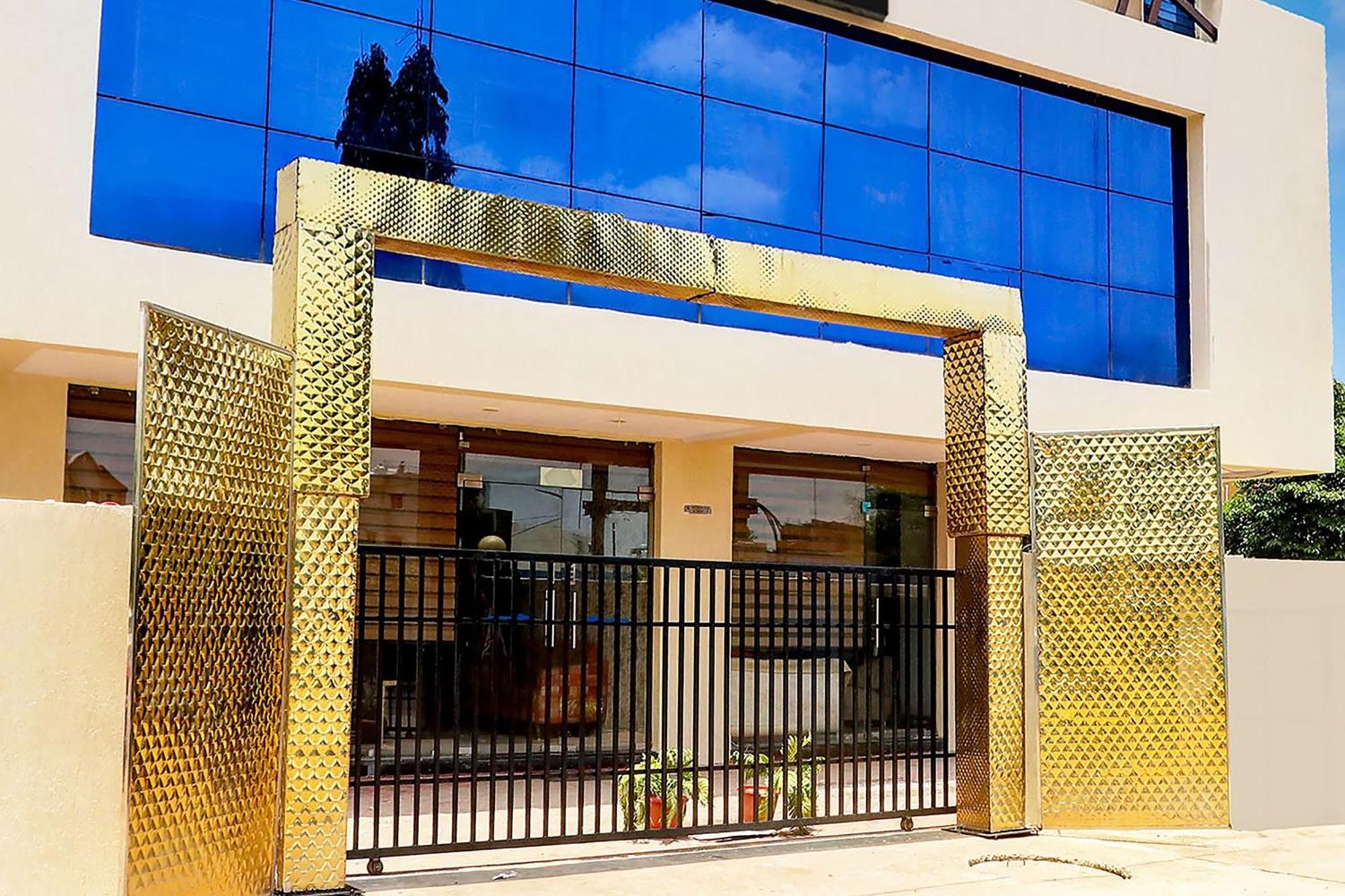 Super Townhouse Hoshangabad Road Near Aashima Mall Samarda Kaliasot Bagian luar foto