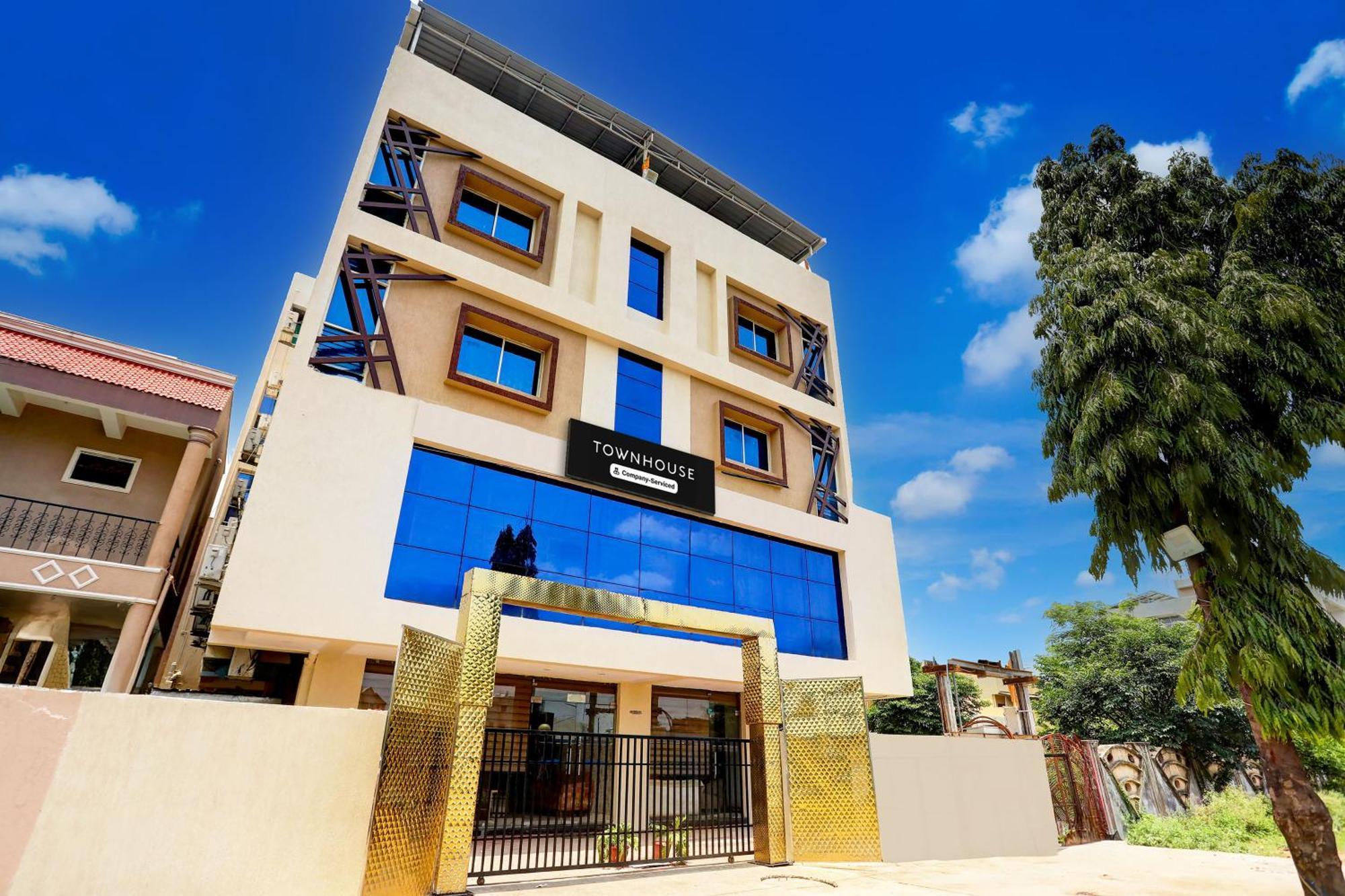 Super Townhouse Hoshangabad Road Near Aashima Mall Samarda Kaliasot Bagian luar foto